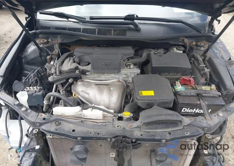 2015 Toyota Camry Se z USA, uszkodzony, nr VIN 4T1BF1FK9FU066534